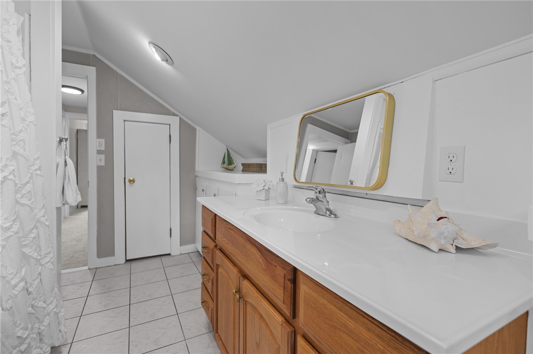 183 Annaquatucket Road