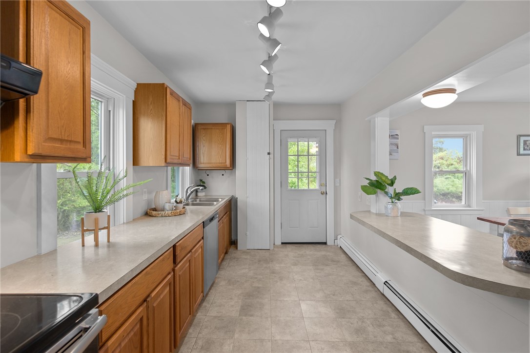 183 Annaquatucket Road