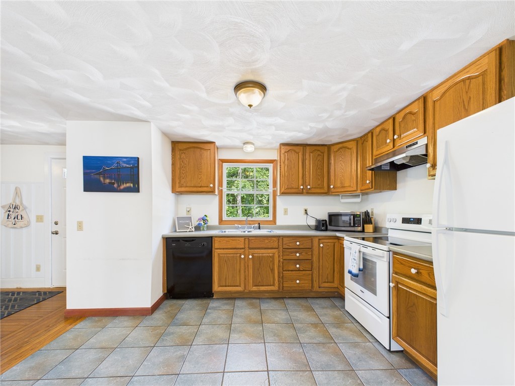13 Deangelis Drive