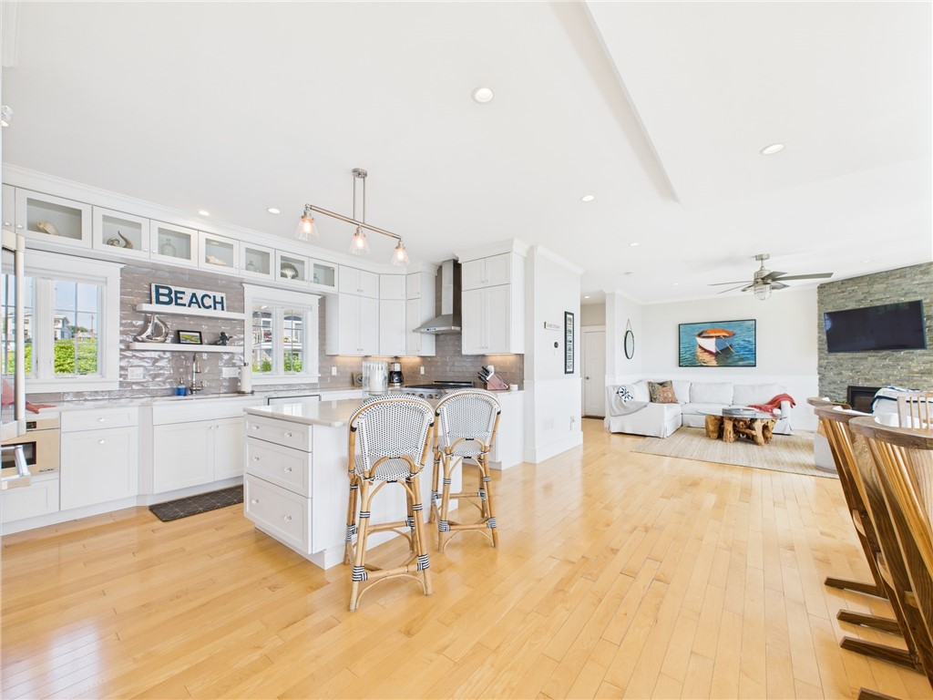 4 Clarkes Village Lane