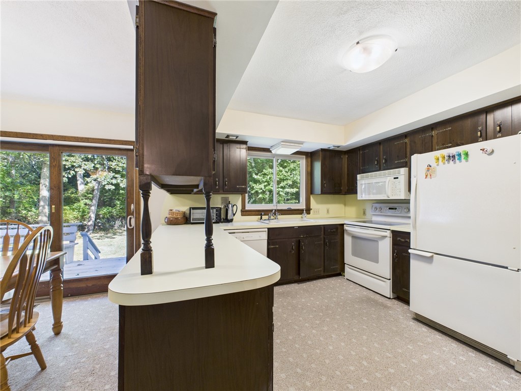 10 Columbia Lane