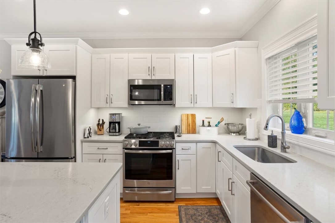 281 Wickford Court 23