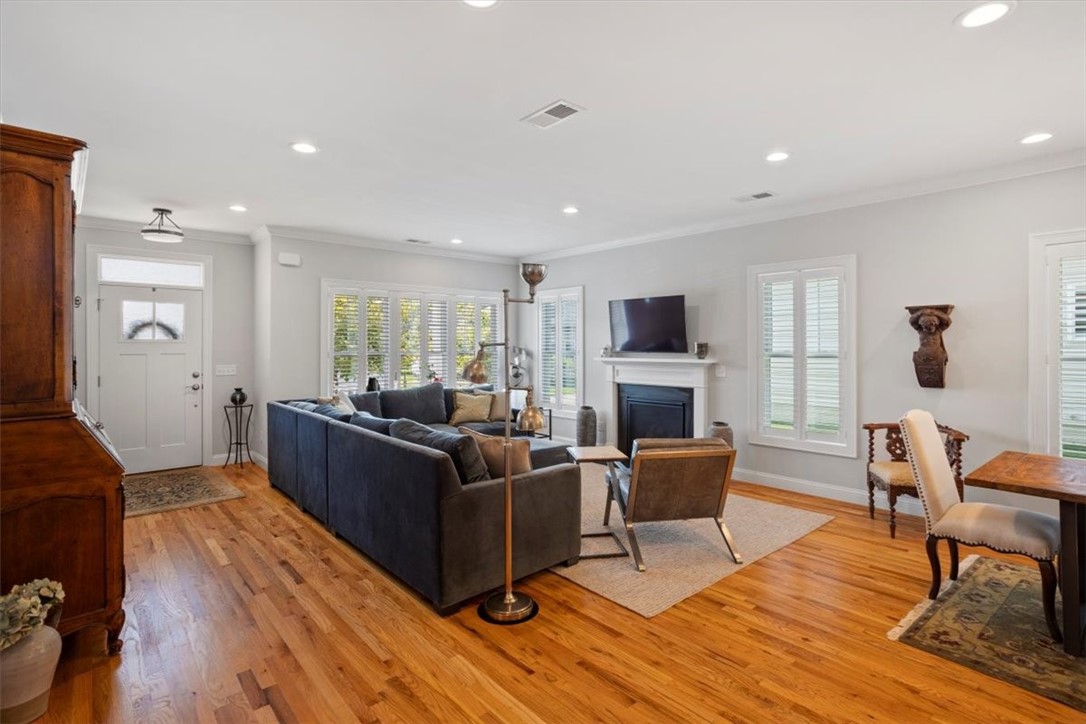 281 Wickford Court 23