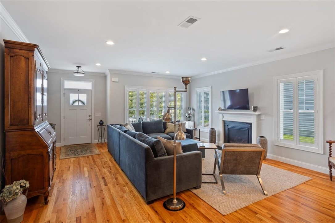 281 Wickford Court 23
