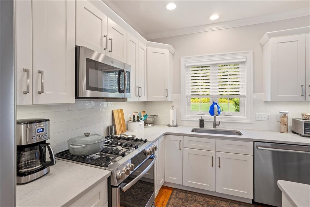 281 Wickford Court 23