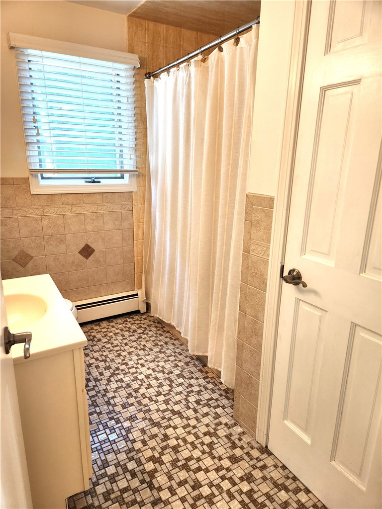 47 Treasure Road