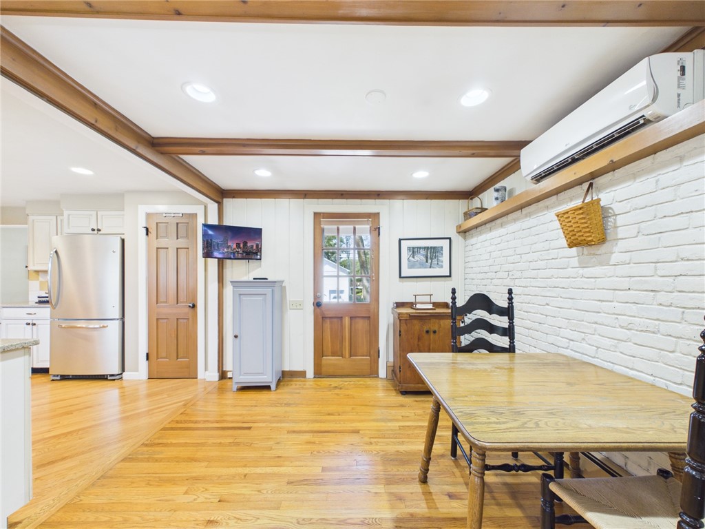 40 Oak HIll Road
