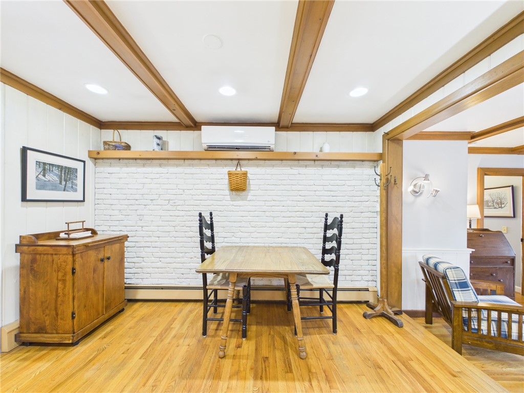 40 Oak HIll Road