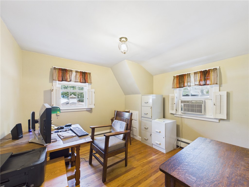 40 Oak HIll Road