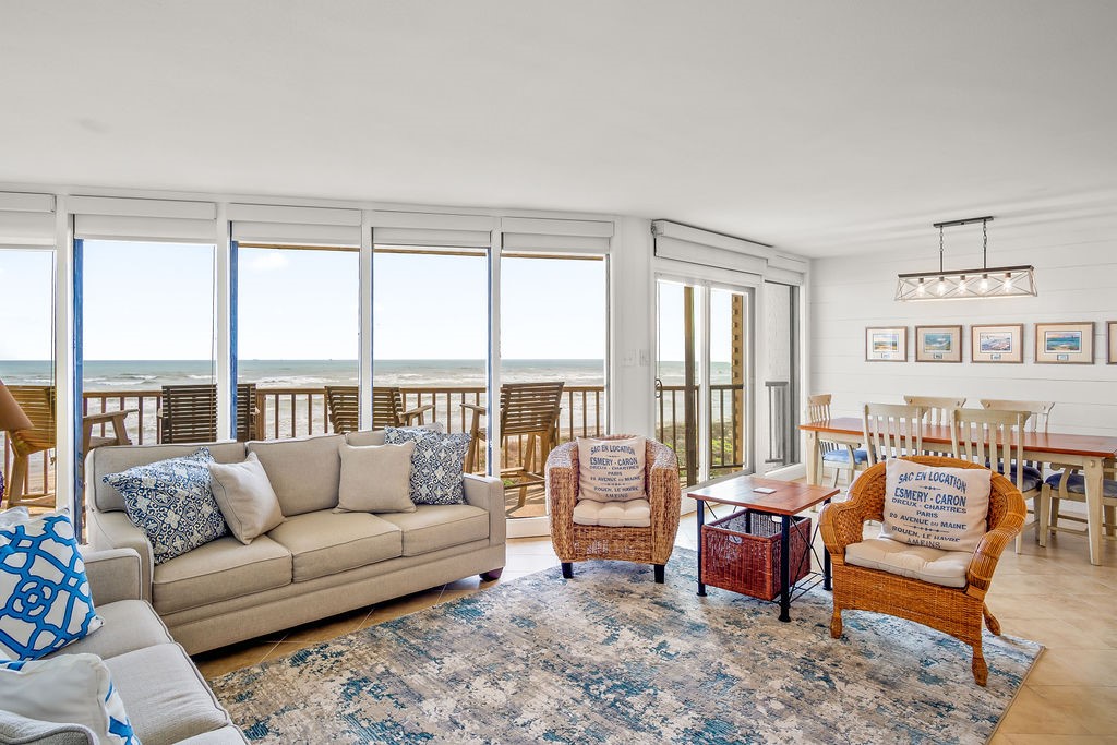 6649 Seacomber Dr 307