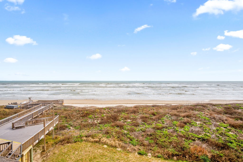 6649 Seacomber Dr 307