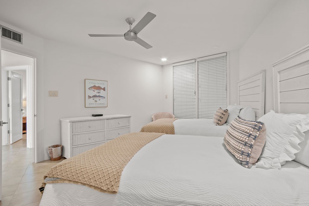 6649 Seacomber Dr 307