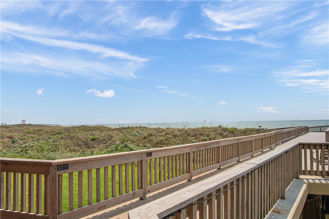 6649 Seacomber Dr 601