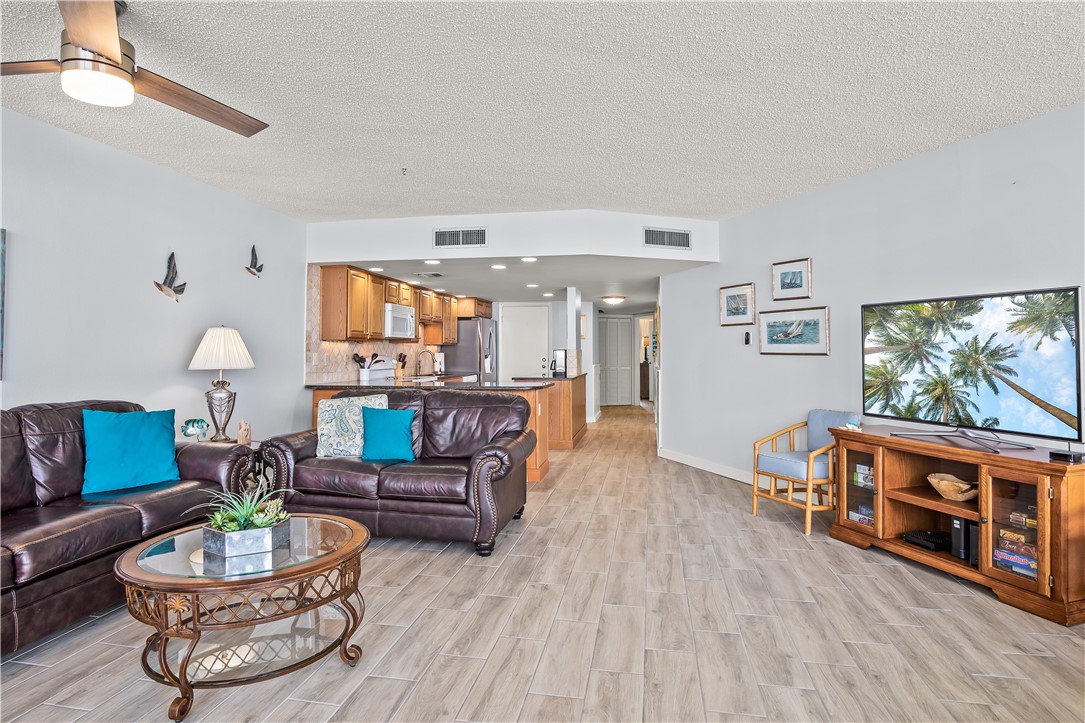 6649 Seacomber Dr 601