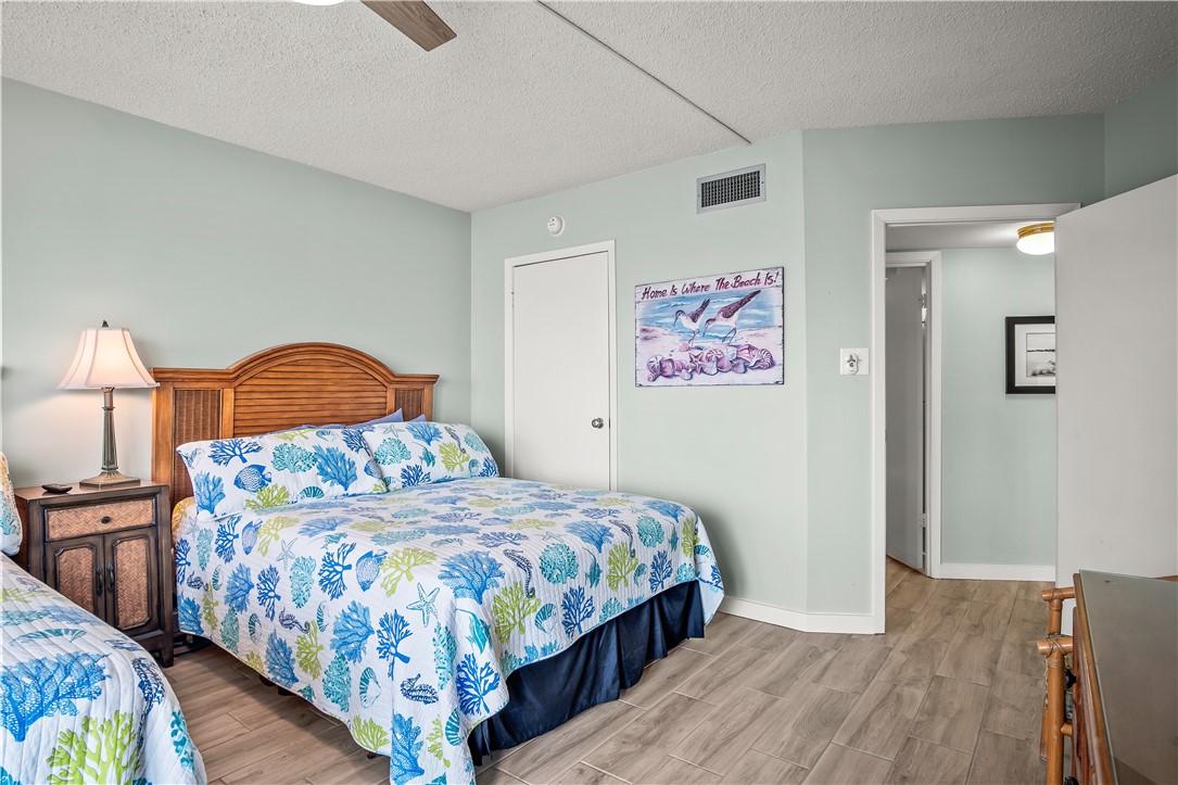 6649 Seacomber Dr 601