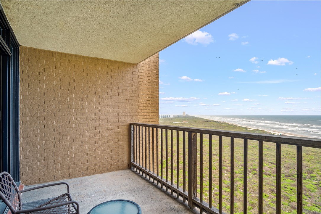 6649 Seacomber Dr 601