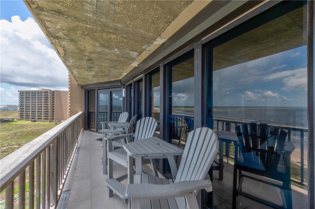 6649 Seacomber Dr 709