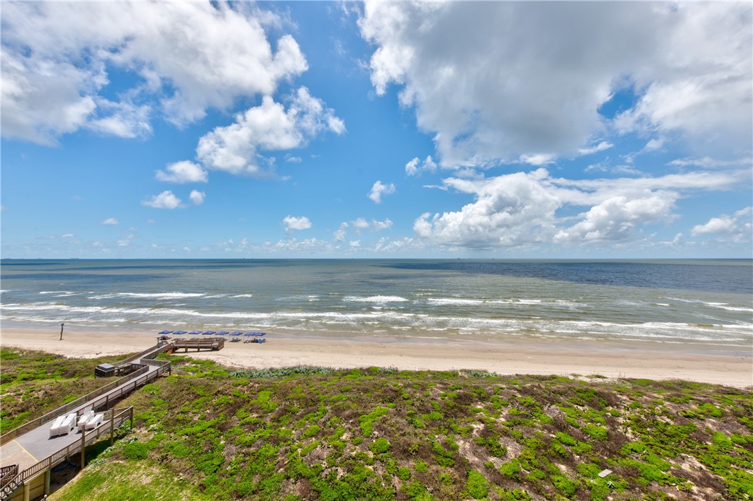 6649 Seacomber Dr 709