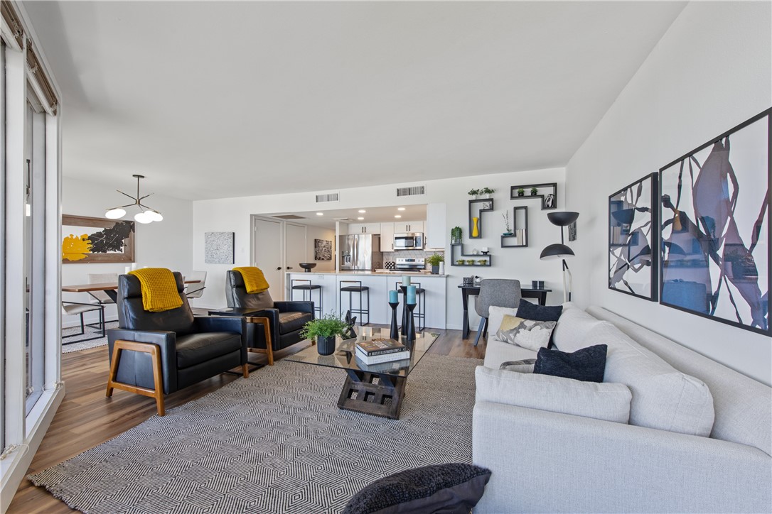 6649 Seacomber Dr 709