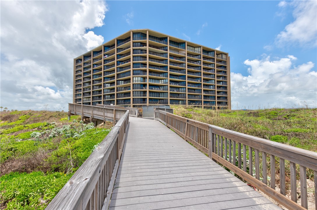 6649 Seacomber Dr 709