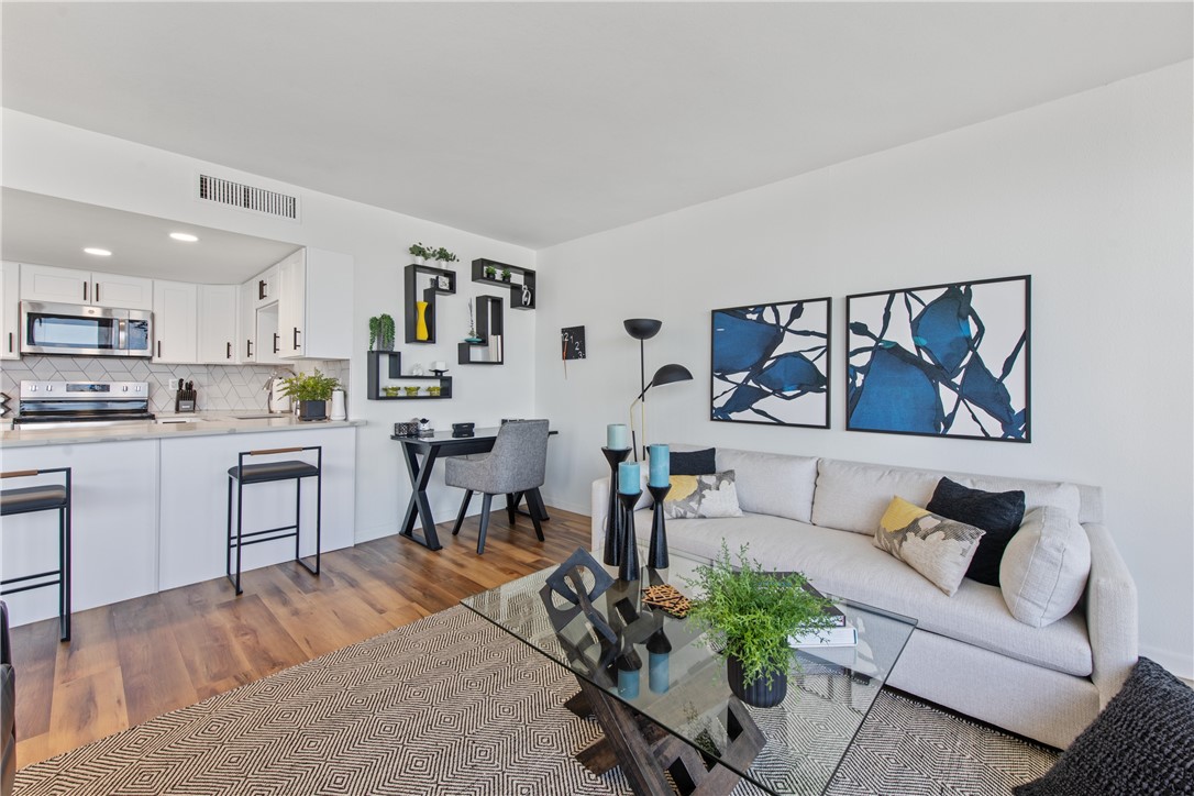 6649 Seacomber Dr 709