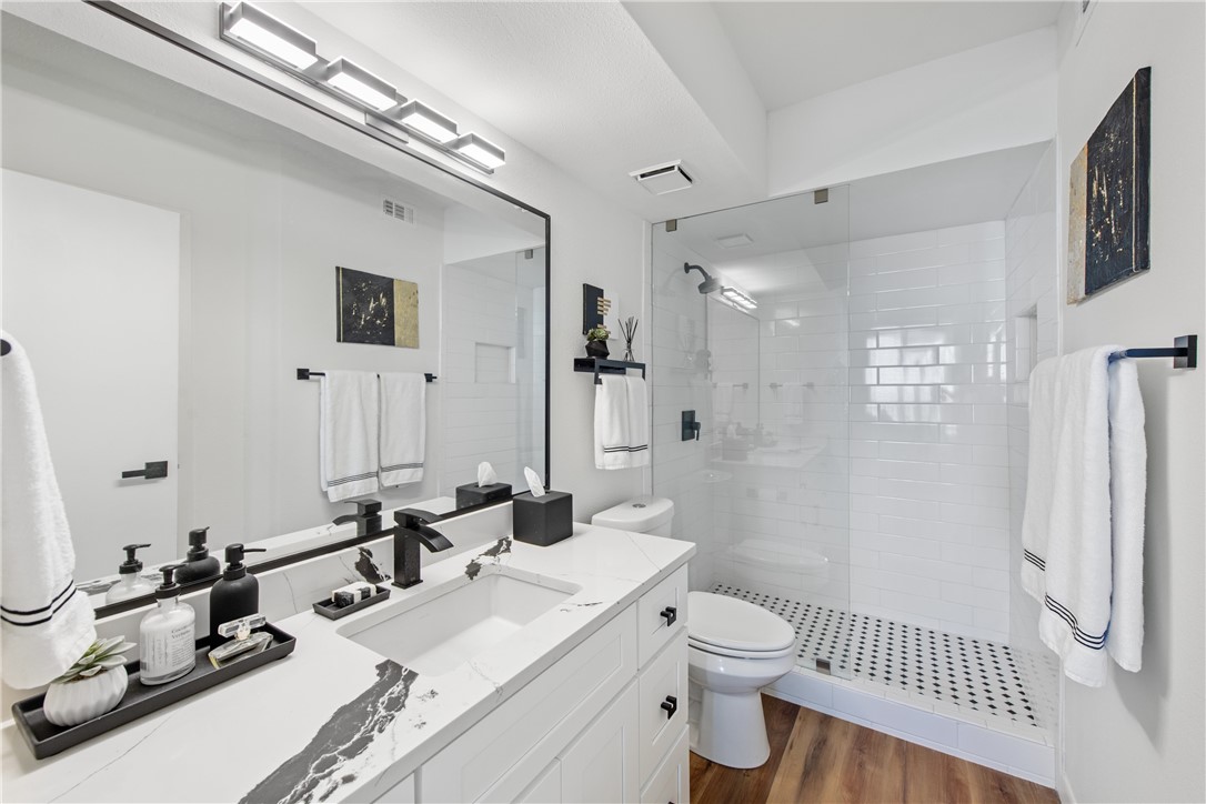 6649 Seacomber Dr 709