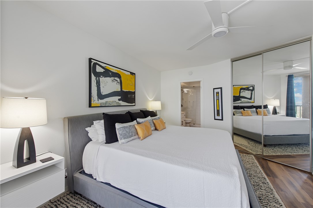 6649 Seacomber Dr 709