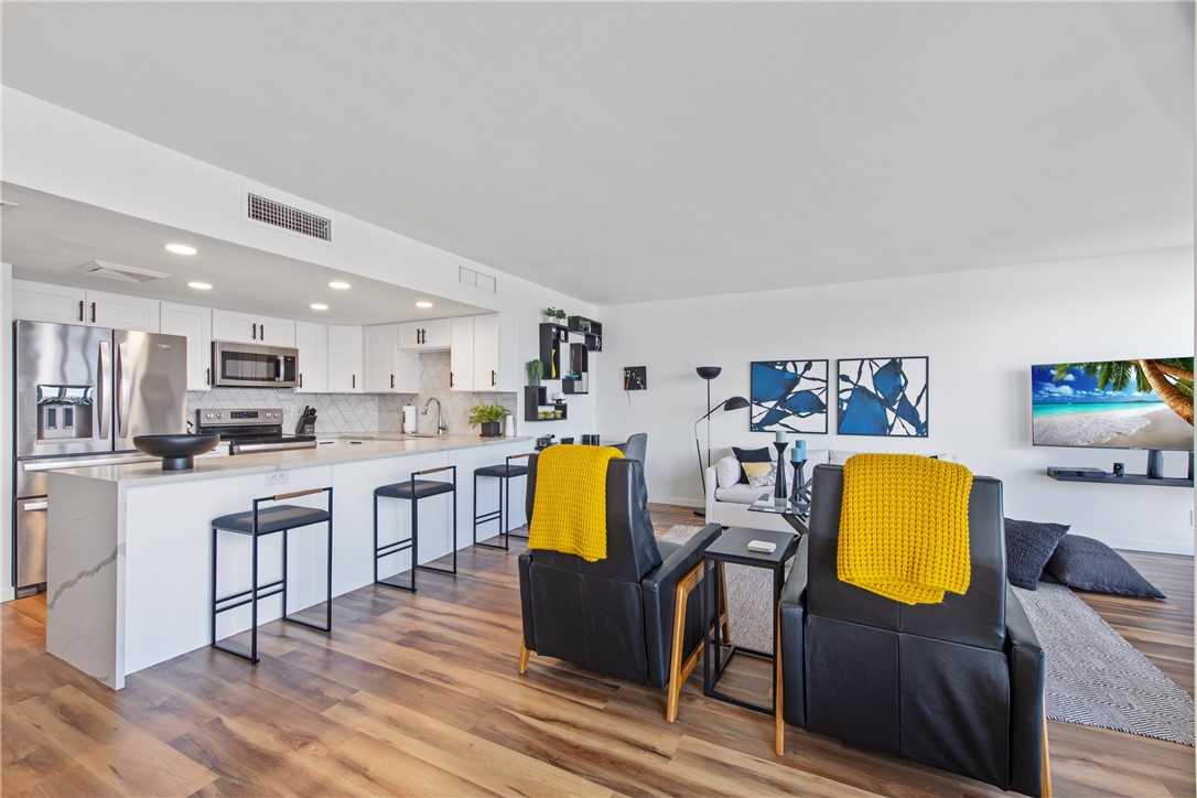 6649 Seacomber Dr 709