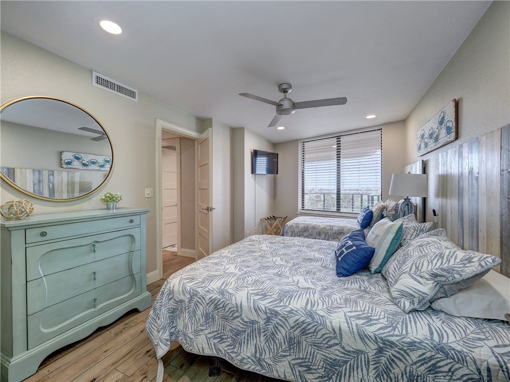 720 Beach Access Road 1a 303