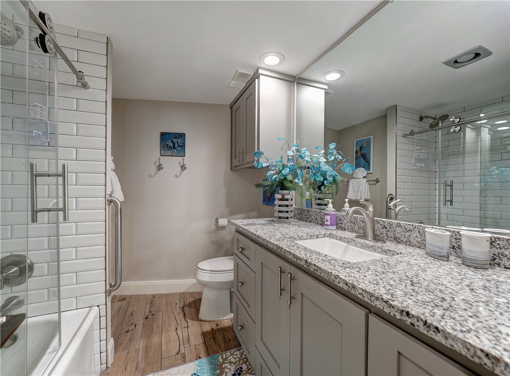 720 Beach Access Road 1a 303