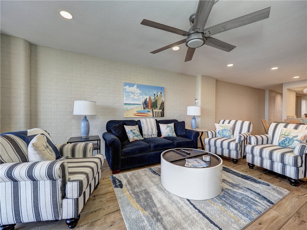 720 Beach Access Road 1a 303