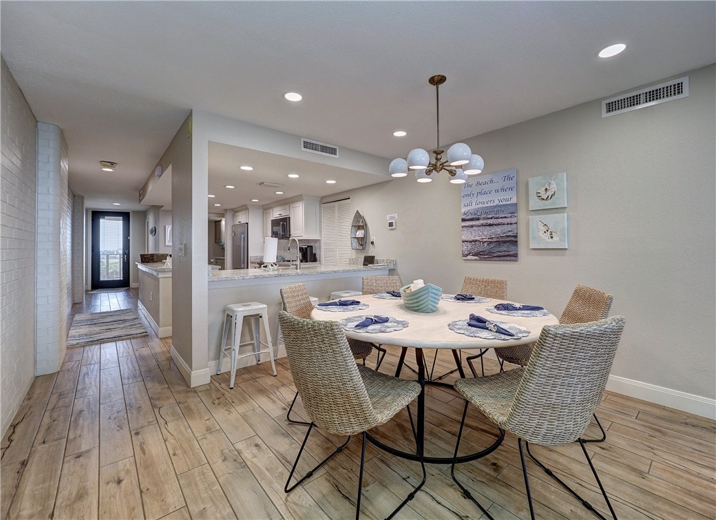 720 Beach Access Road 1a 303