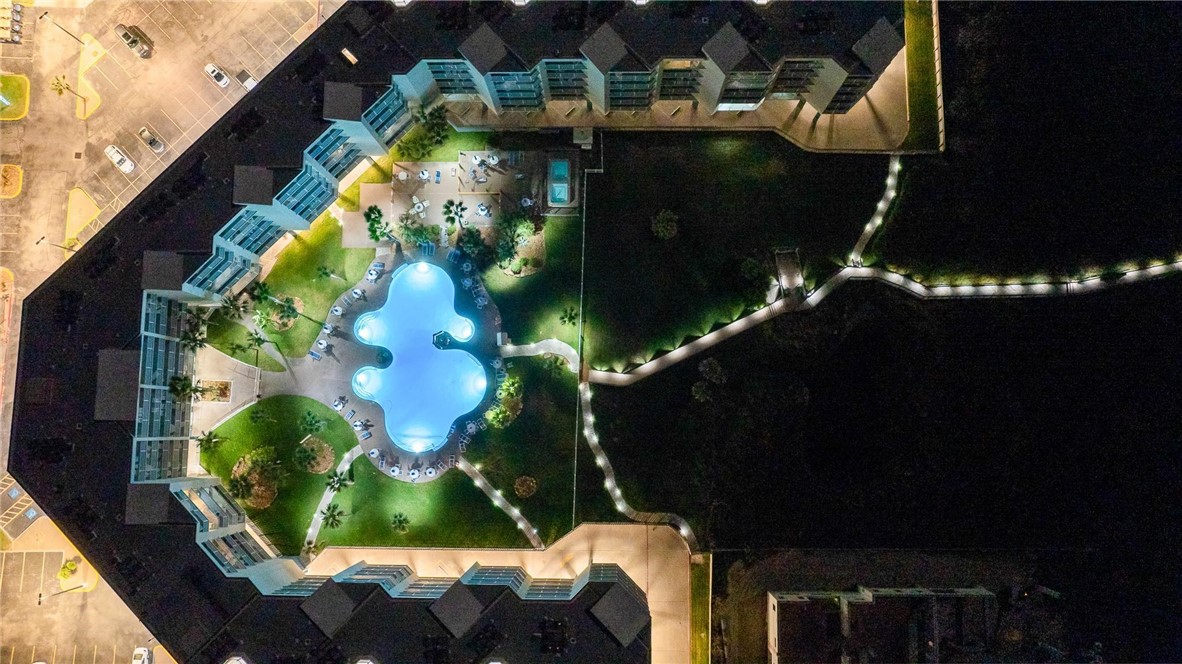 800 Sandcastle Dr 335