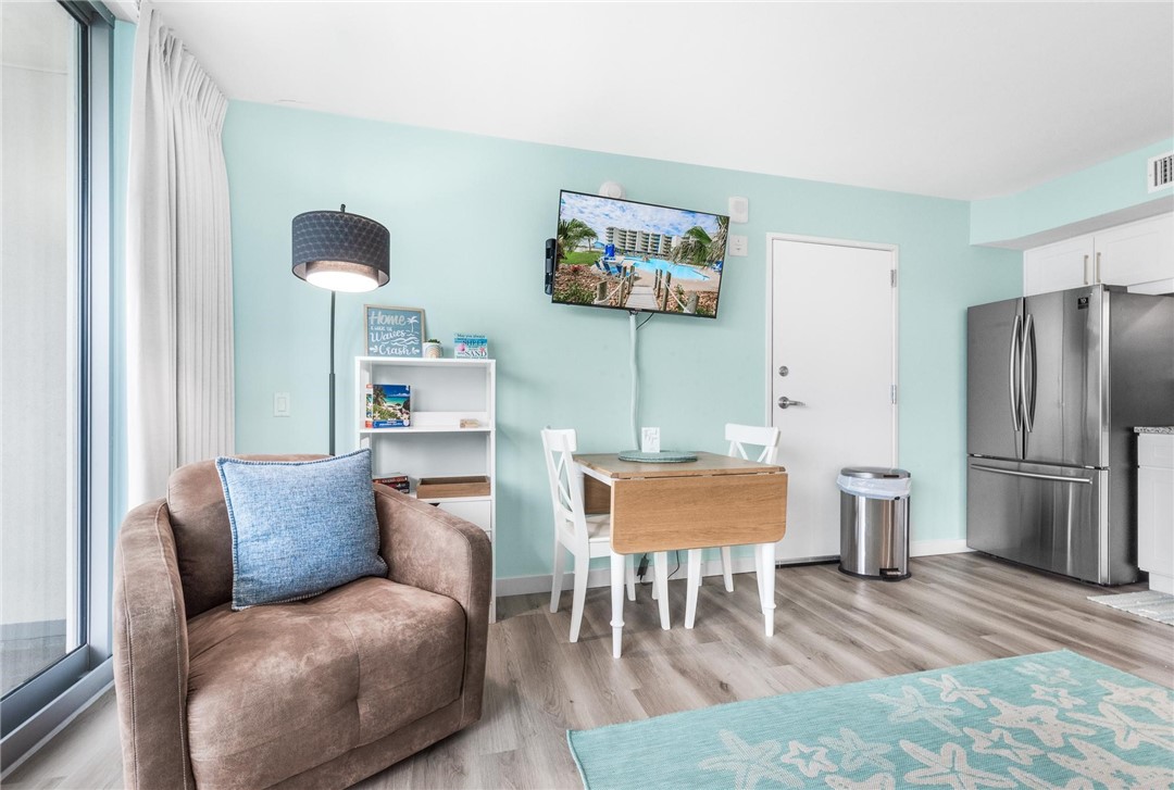 800 Sandcastle Dr 335