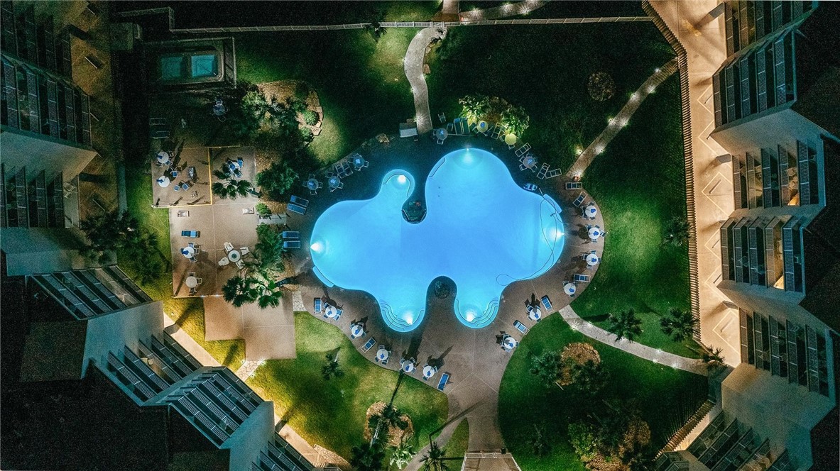 800 Sandcastle Dr 335