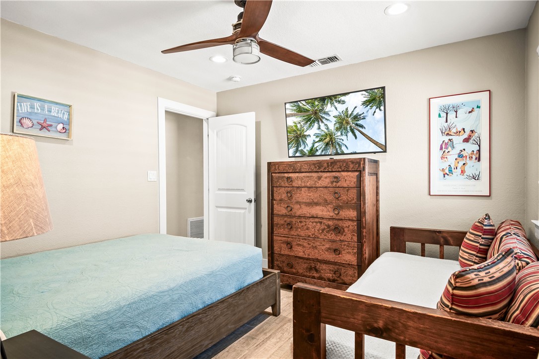 306 Dunesway
