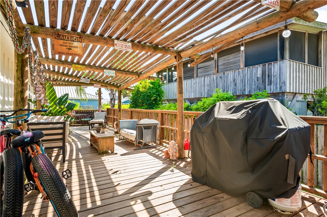 306 Dunesway