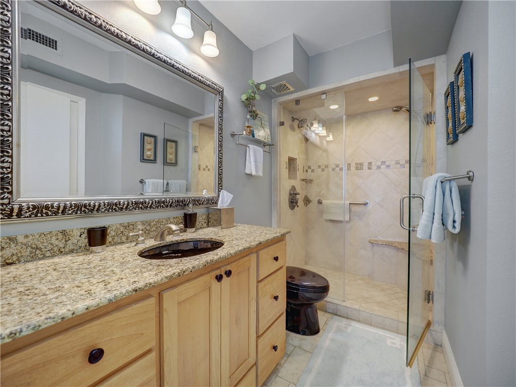 6649 Seacomber Dr 408