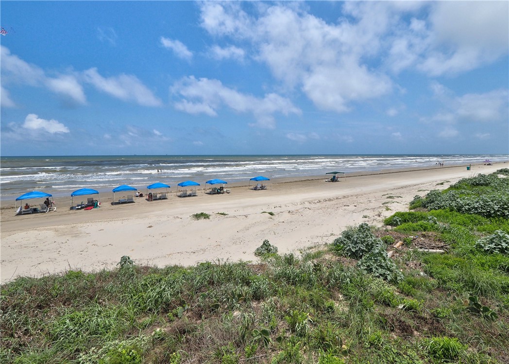 6649 Seacomber Dr 408