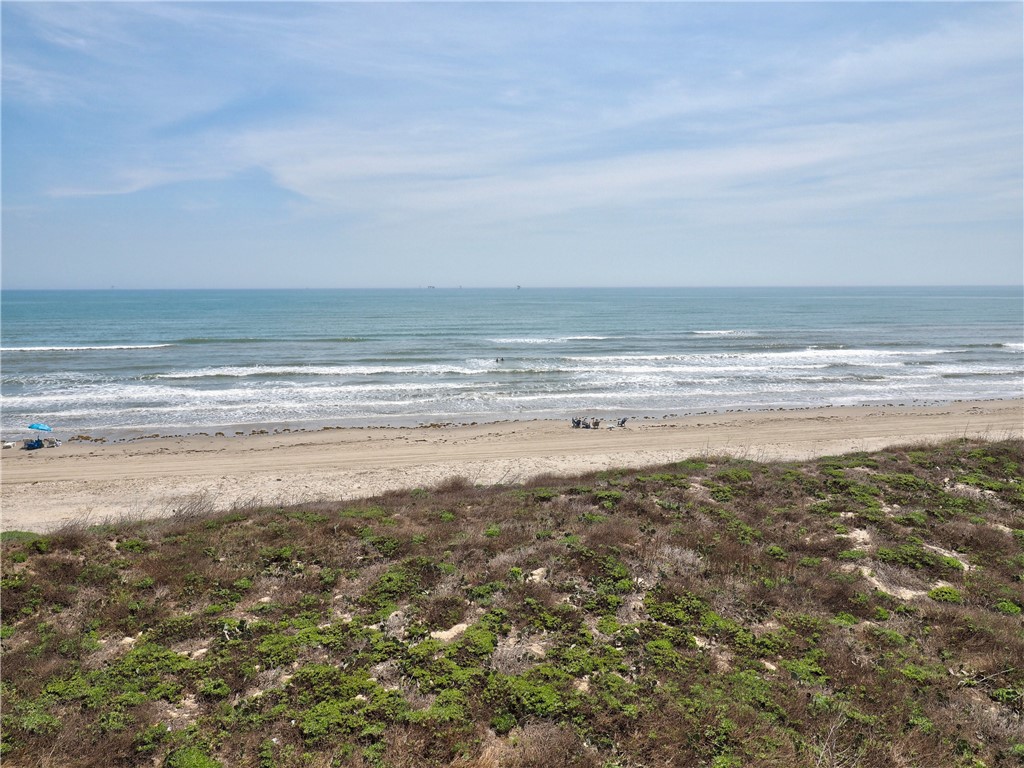 6649 Seacomber Dr 408