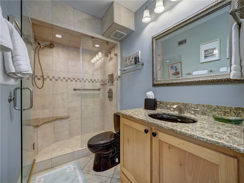 6649 Seacomber Dr 408