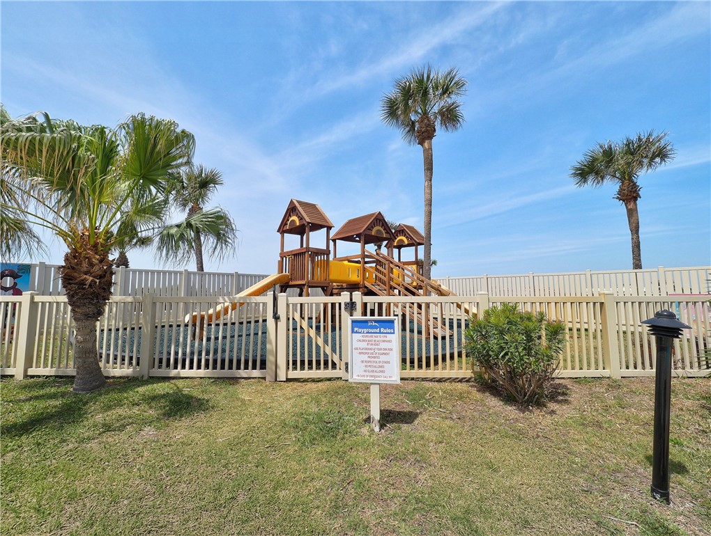 6649 Seacomber Dr 408