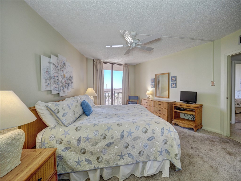 6649 Seacomber Dr 402