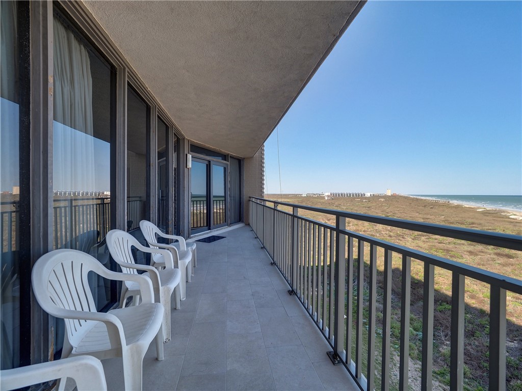 6649 Seacomber Dr 402