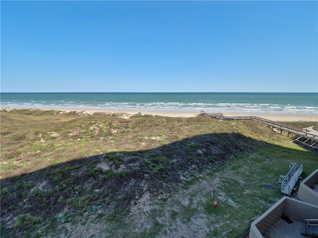 6649 Seacomber Dr 402