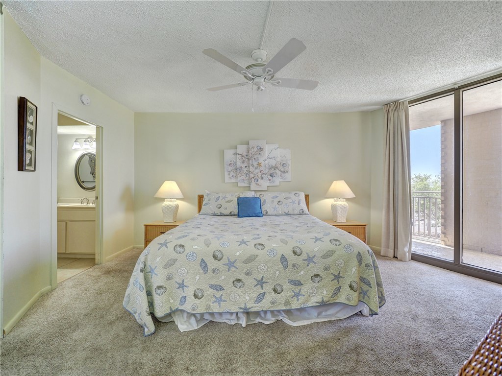 6649 Seacomber Dr 402