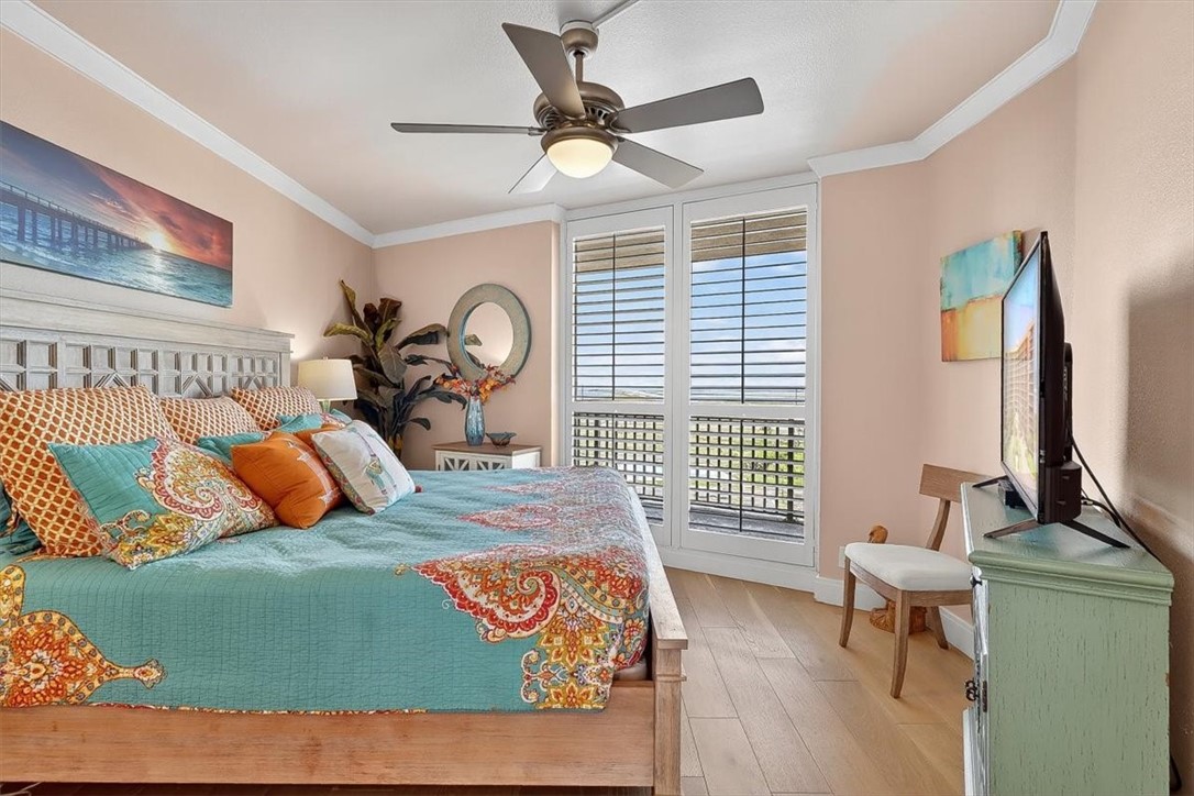 6649 Seacomber Dr 1007