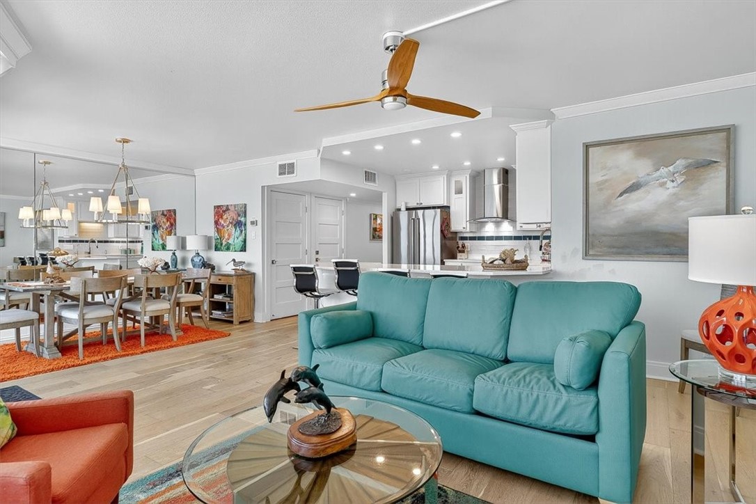 6649 Seacomber Dr 1007