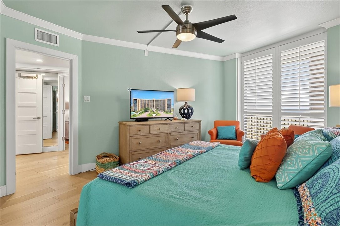 6649 Seacomber Dr 1007