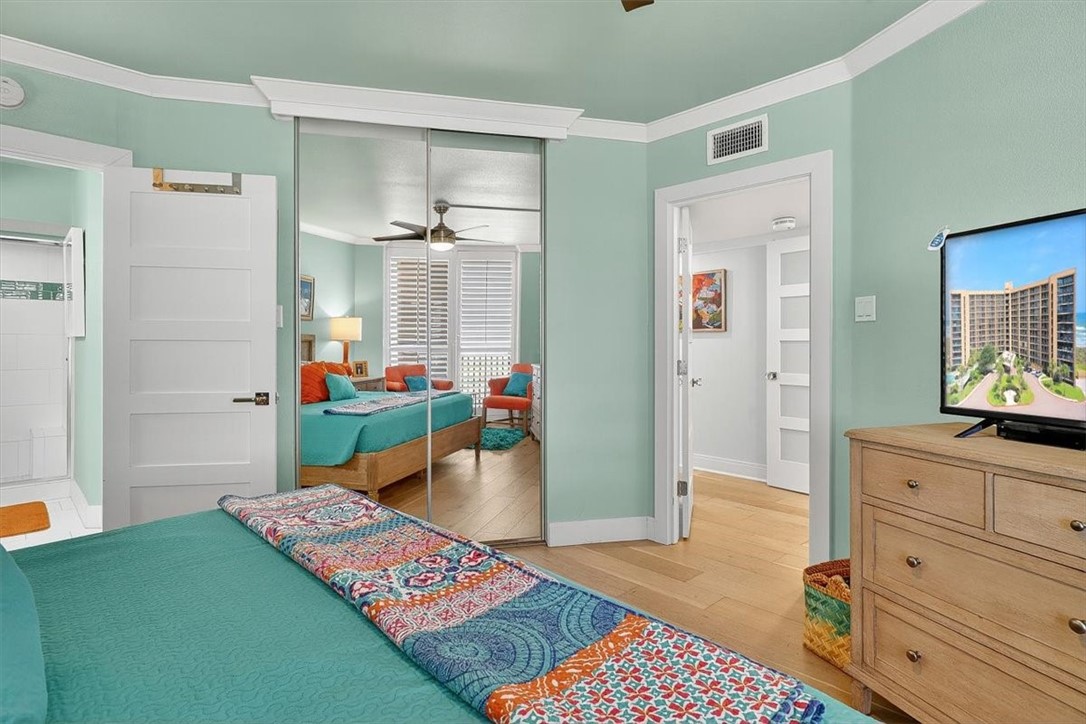 6649 Seacomber Dr 1007